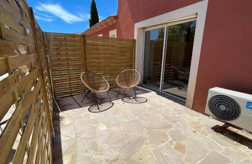 Marignane Apartment | 75 m² Serviced apartment ∙ 2 bedrooms ∙ 6 guests