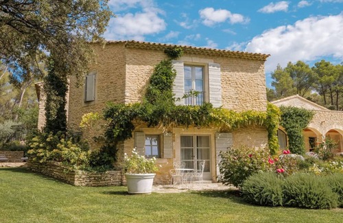 Menerbes House | 750 m² House ∙ 7 bedrooms ∙ 14 guests