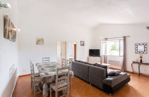 Beaucaire Apartment | 80 m² Apartment ∙ 2 bedrooms ∙ 6 guests