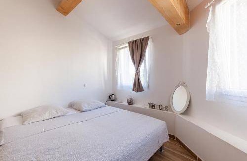 Le Rouet Bed & Breakfast | 80 m² Bed and breakfast ∙ 2 bedrooms ∙ 4 guests