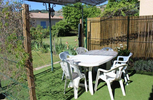 Peyruis House | 80 m² Gîte ∙ 2 bedrooms ∙ 5 guests