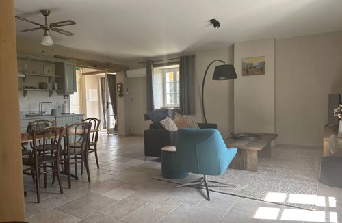 Bouchet House | 80 m² House ∙ 2 bedrooms ∙ 4 guests
