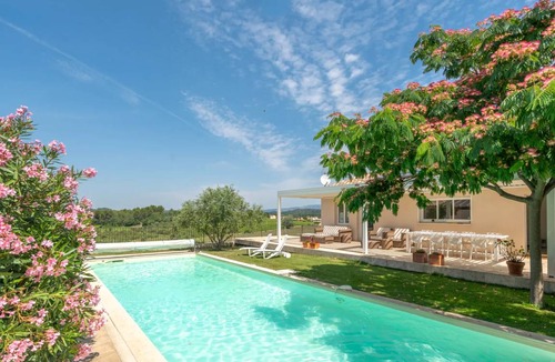 Blauvac House | 82 m² House ∙ 3 bedrooms ∙ 6 guests