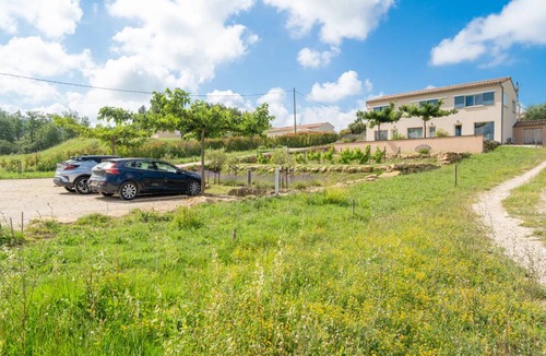 Blauvac House | 82 m² House ∙ 3 bedrooms ∙ 6 guests