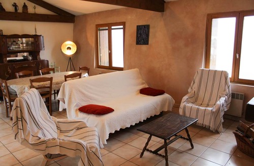 Les Omergues House | 83 m² Gîte ∙ 3 bedrooms ∙ 6 guests