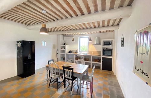 Althen-des-Paluds Apartment | 84B6 - Loft in charming 18th century farmhouse