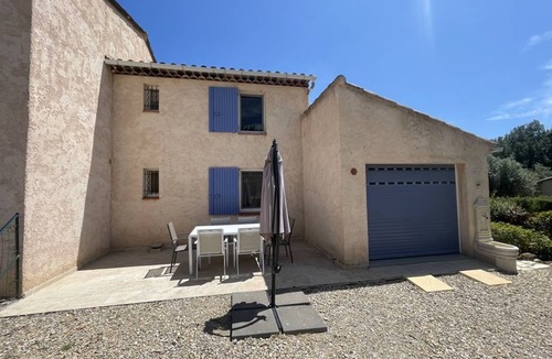 Quinson Villa | 85 m² Villa ∙ 2 bedrooms ∙ 6 guests