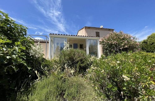 Quinson Villa | 85 m² Villa ∙ 2 bedrooms ∙ 6 guests
