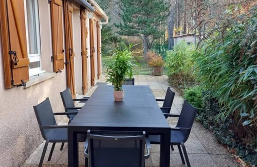 Plan-d'Aups-Sainte-Baume House | 90 m² House ∙ 3 bedrooms ∙ 5 guests