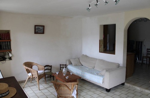 Entrechaux House | 90 m² House ∙ 2 bedrooms ∙ 4 guests