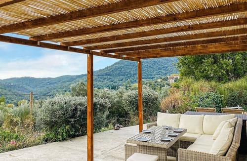 Bargemon House | 90 m² House ∙ 3 bedrooms ∙ 6 guests
