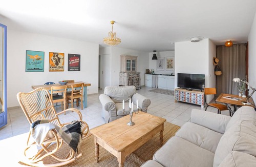Bargemon House | 90 m² House ∙ 3 bedrooms ∙ 6 guests