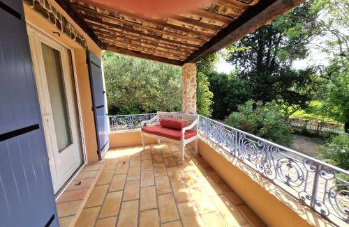 Le Thoronet Villa | 90 m² Villa ∙ 3 bedrooms ∙ 6 guests