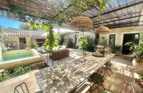 Molleges House | A Provencal gem in the heart of a village with swimming pool