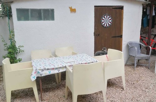 Le Rove House | A real blue coast cove cottage: the cabanon de la gaieté (cottage of cheerfulness)