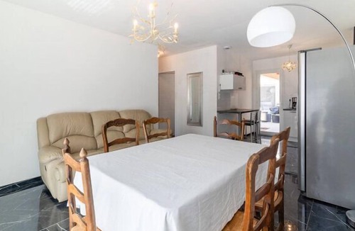 Chateaurenard House | Agréable Location Saisonnière