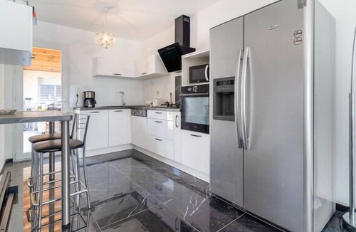 Chateaurenard House | Agréable Location Saisonnière