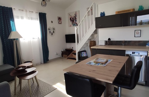 Saint-Cezaire-sur-Siagne House | AIR-CONDITIONED SELF-CONTAINED APARTMENT WITH PRIVATE GARDEN, RELAXATION AREA AND JACUZZI.