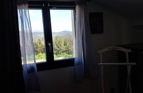 Saint-Cezaire-sur-Siagne House | AIR-CONDITIONED SELF-CONTAINED APARTMENT WITH PRIVATE GARDEN, RELAXATION AREA AND JACUZZI.