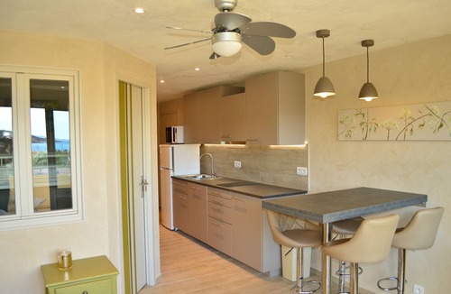 La Faviere Apartment | Air-conditioned apartment at the foot of the beach, magnificent sea view, close to shops