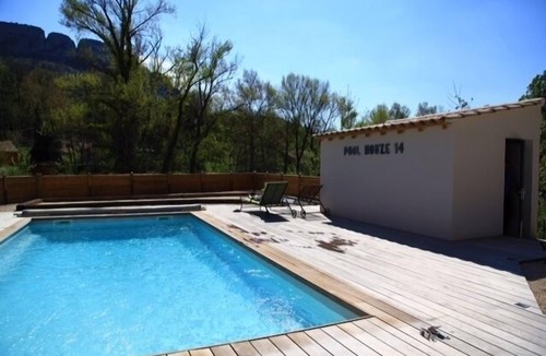 Buis-les-Baronnies House | Air-conditioned single storey villa with secure pool for 11 people