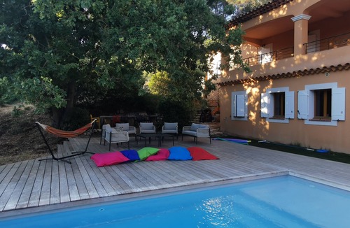 Cuges-les-Pins House | Air-conditioned Provencal villa for peaceful vacations with family or friends