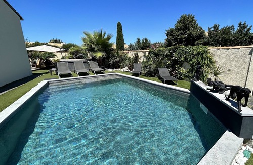 Garons House | Air-conditioned villa with private pool and Jacuzzi, in CAMARGUE