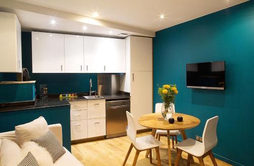 Lourmarin Apartment | AJOUCADOU le nid
