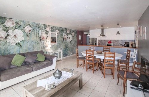 Lancon-Provence House | Amazing home in Lançon de Provence