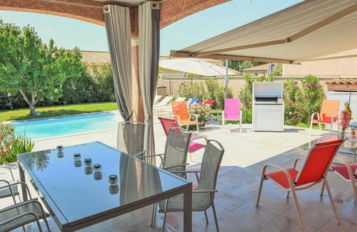 Mallemort House | Amazing home in Mallemort