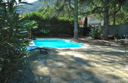 Maubec Apartment | Apartment ∙ 2 bedrooms ∙ 4 guests
