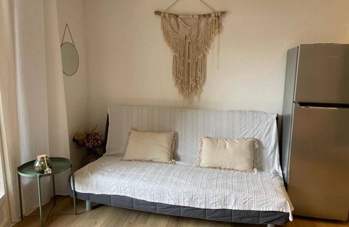 La Madrague Apartment | Apartment 2 minutes' walk from the beach at La Madrague tranche basse