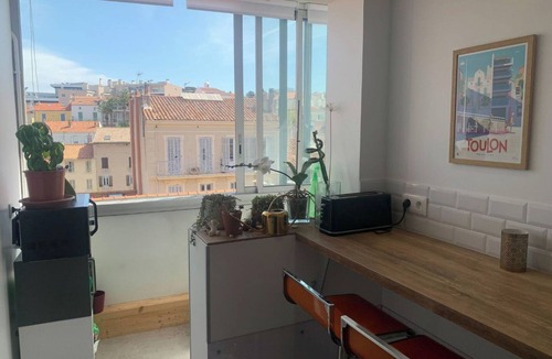 Le Mourillon Apartment | Apartment 2 minutes walk from the beach