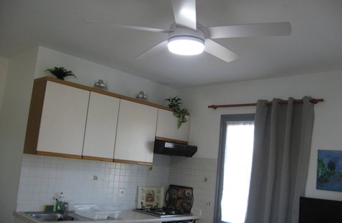 Les Bormettes Apartment | Apartment 5 minutes from the beach by car, 20 minutes on foot