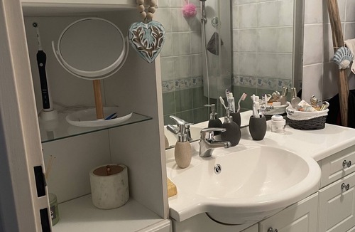 Miramar Apartment | Apartment for rent in secure residence with private pool near the sea.