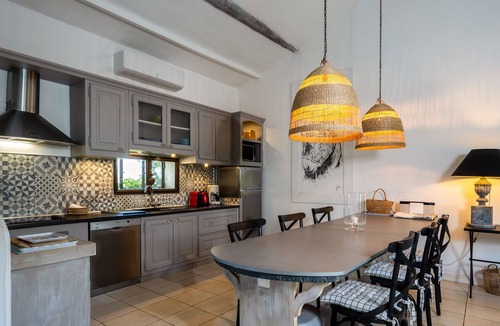 Lagnes Apartment | Apartment/flat - Lagnes-L'Isle-sur-la-Sorgue