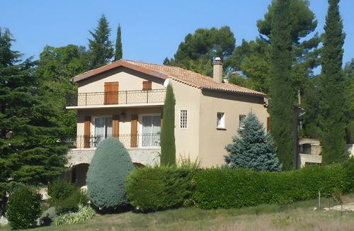 Entrechaux Apartment | Apartment 'Gîte Le Séguret' with Mountain View and Wi-Fi
