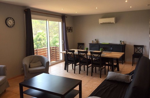 La Celle Apartment | apartment in the heart of nature
