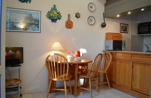 Cavaliere Beach Apartment | Apartment Le Lavandou, 2 bedrooms, 5 persons