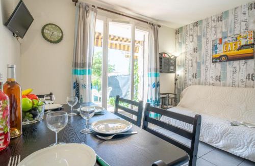 La Madrague Apartment | Apartment Les Aigues Marines-1 by Interhome