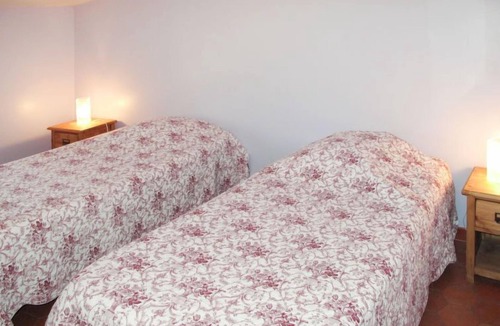 Niozelles Apartment | Apartment Les Demeures du Clos - Genêt (FOQ319) in Forcalquier - 2 persons, 1 bedrooms