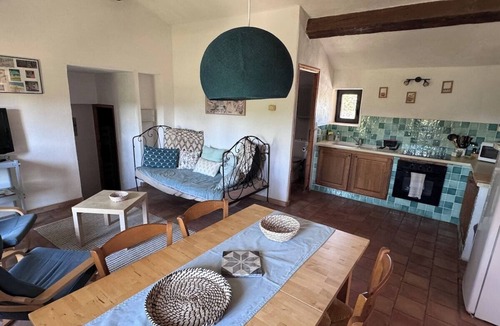 Puyvert House | Apartment Lourmarin - 2 bedrooms