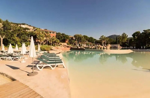 Les Restanques Apartment | Apartments in the Restanques of the Gulf of St Tropez - maeva Home - Modern apartment sea view 2 rooms 4 people - Prestige - Super Home