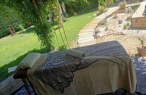 Saint-Saturnin-les-Avignon Apartment | Appartement Cosy Avec Option SPA
