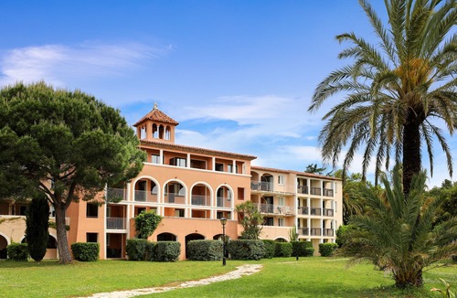 Les Restanques Condo | Appart 300m de la Plage | Wi-Fi Gratuit!