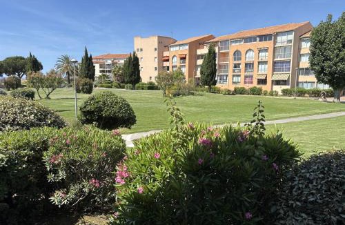 Miramar Apartment | Appartement 2 pièces cabine, proche plage, animaux acceptés - FR-1-826-16