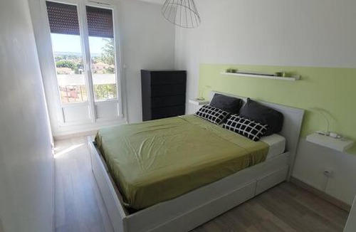 Marignane Apartment | Appartement avec 3 chambres 80m2 plein sud
