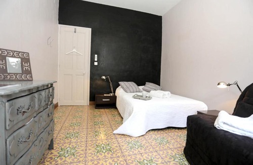 Avignon City Centre Apartment | Appartement de 3 chambres avec terrasse amenagee et wifi a Avignon