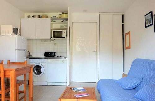 Cavaliere Beach Apartment | Appartement Le Lavandou, 2 pièces, 6 personnes - FR-1-251-28