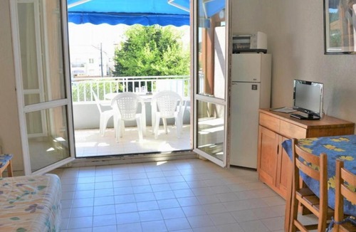 Cavaliere Beach Apartment | Appartement Le Lavandou, 3 pièces, 6 personnes - FR-1-251-61